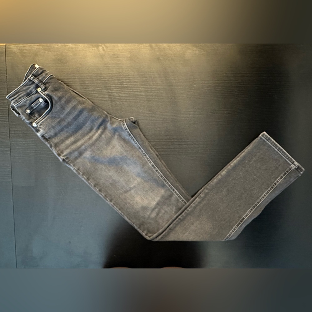 Zara Women's Gray Straight Leg Jeans - High Stretch - Picture 2 of 9